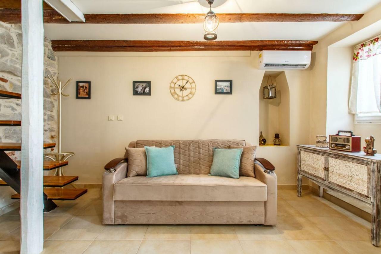 Apartamento House "Anno 1881"-Center Of Split Exterior foto